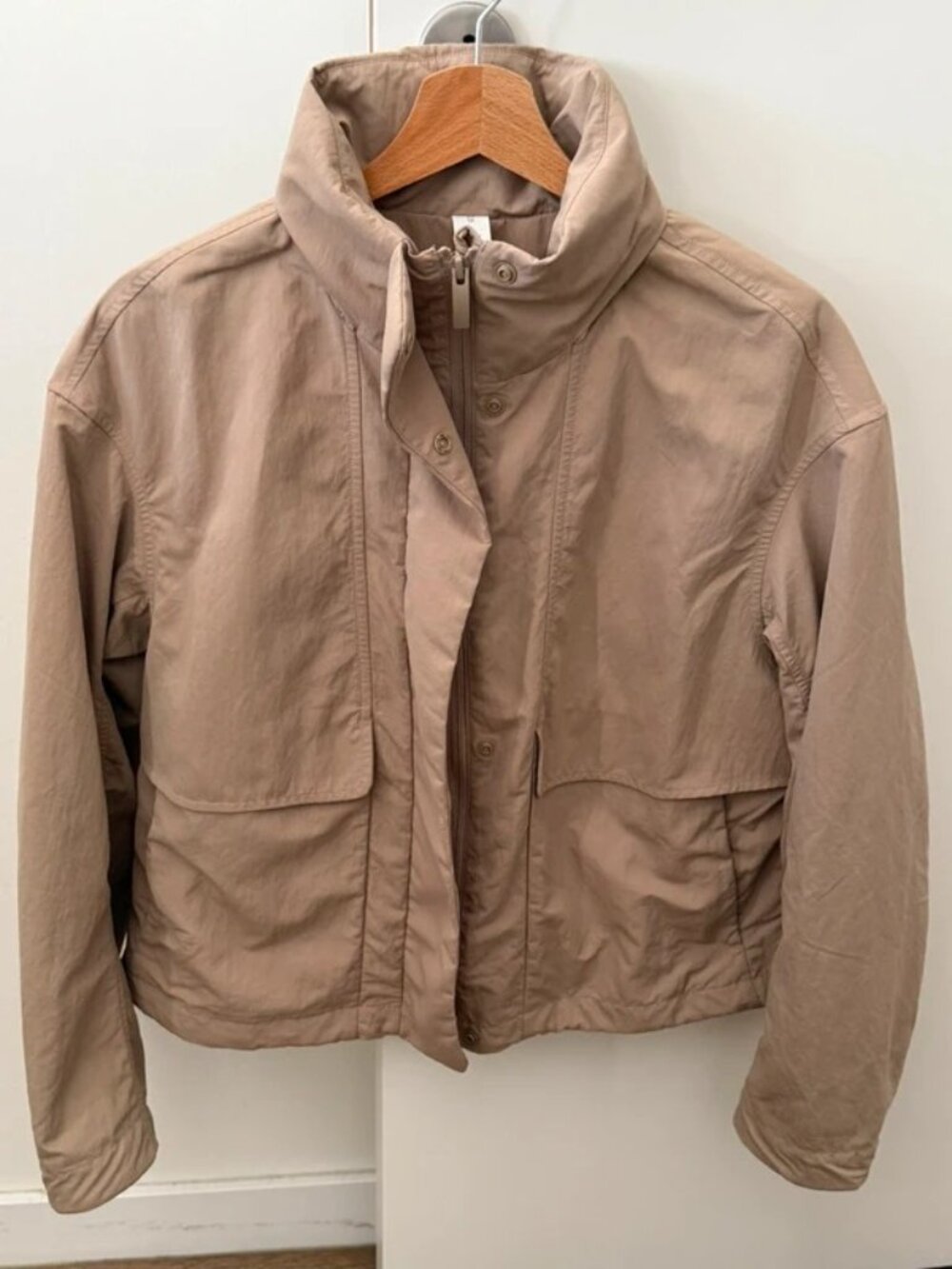 Lululemon Always Effortless Jacket Evolve Beige Size XS